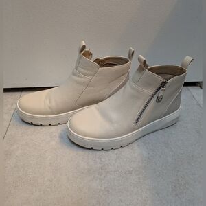 Vionic Brinkley Boot
